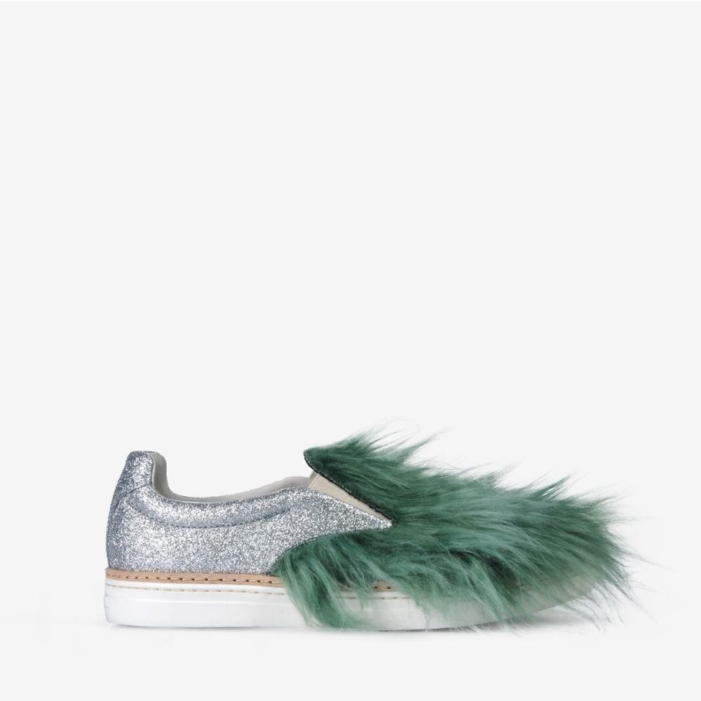 𝅺MAISON Martin Margiela faux fur sneakers 6(36) new